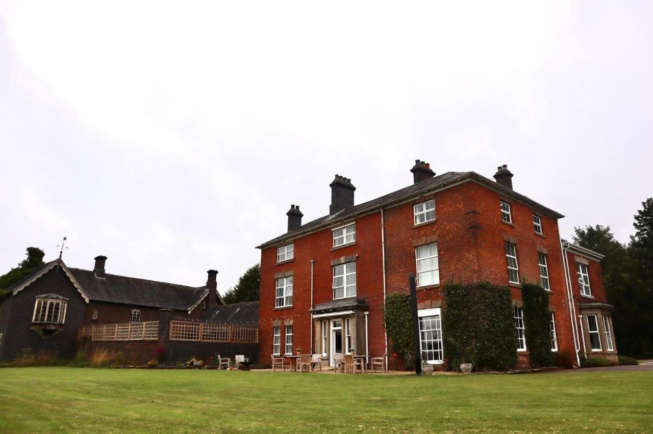 Coundon Lodge Coventry Exterior photo